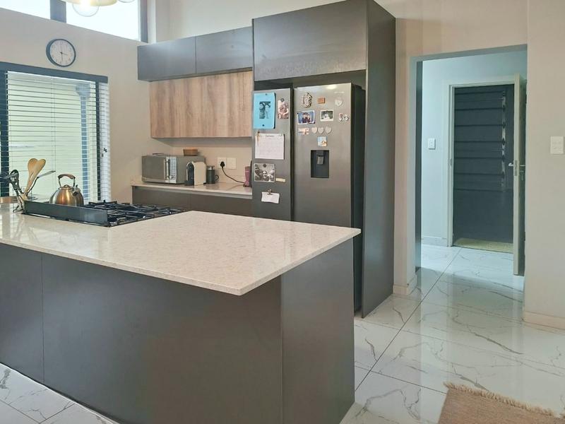 3 Bedroom Property for Sale in Hartenbos Heuwels Western Cape